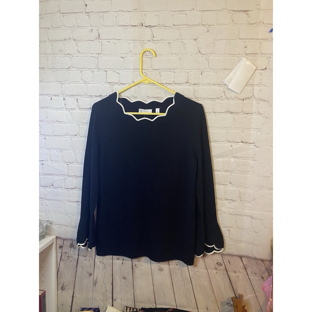 Women’s Black Scallop-Trim Long Sleeve Sweater